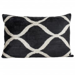 IKAT SILK UNIQUE BLACK AND WHITE WAVE PATTERN Q403     - CUSHIONS